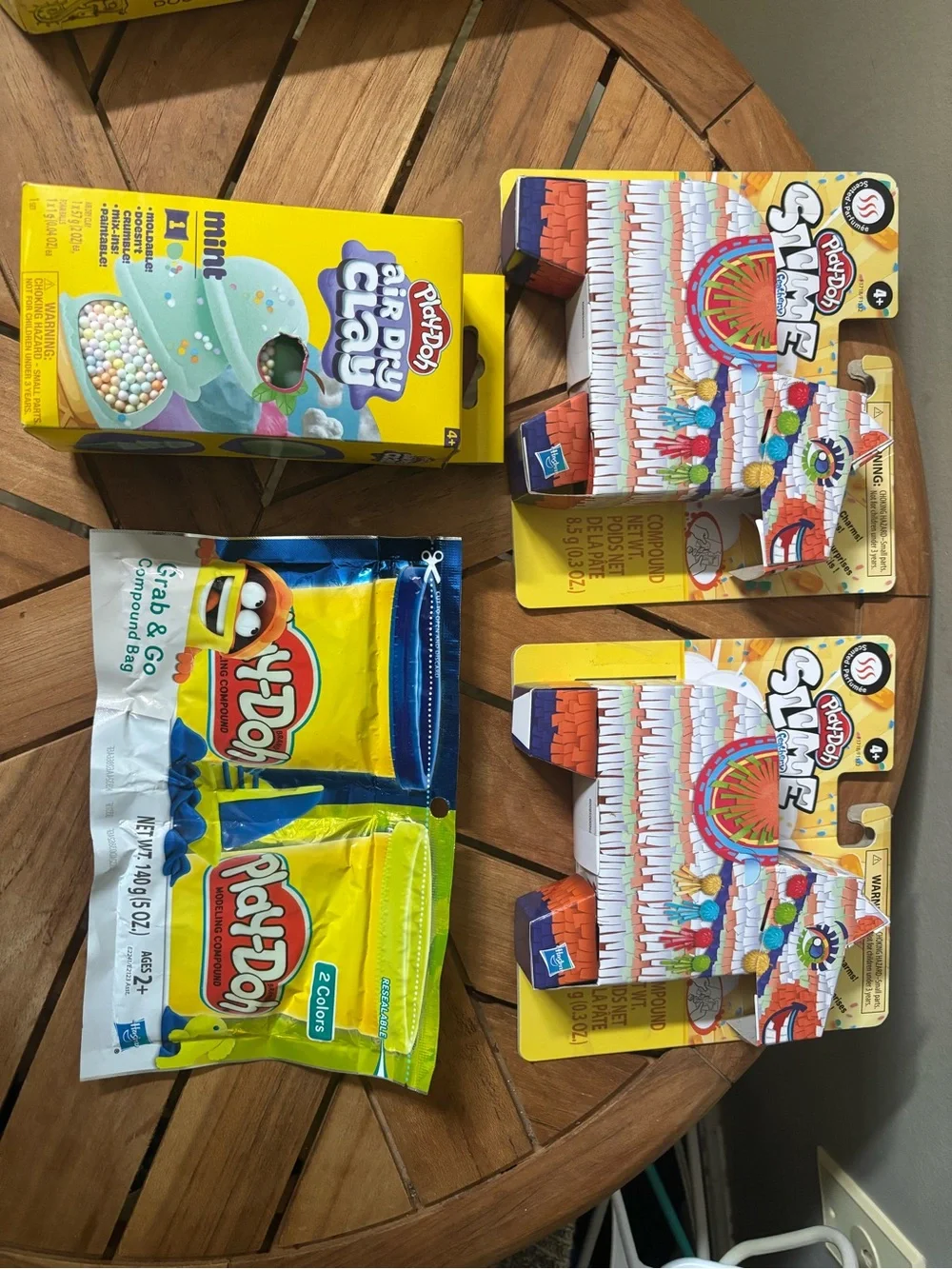 NEW 4 Play-Dough Slime, Clay & Sand SET Party Pack